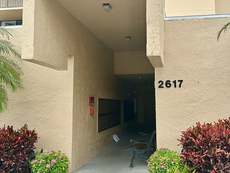 2617 Cove Cay Dr #1-311 — Photo 60