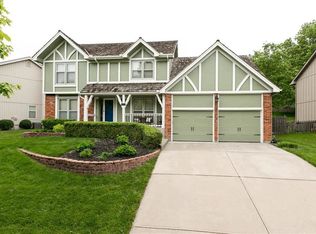 7909 N Park Ave, Gladstone, MO 64118