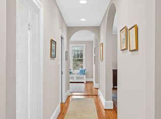 301-1657 31st St NW #301, Washington, DC 20007