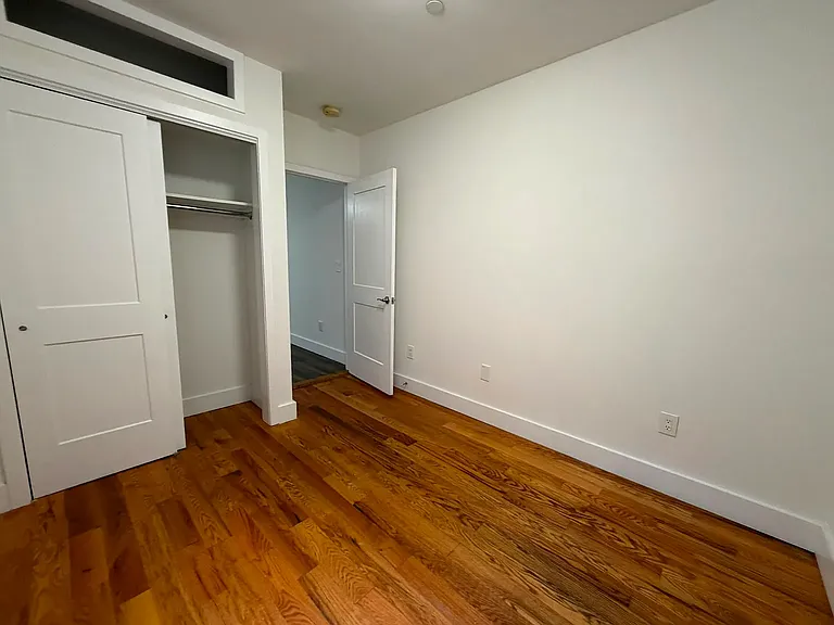 1019 Southern Blvd #4A — Photo 6