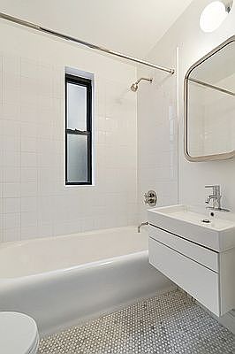 5th image of 220 W 24th St APT 5T