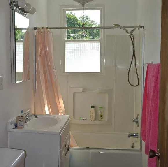 5438 Wilkins Ave — Photo 5