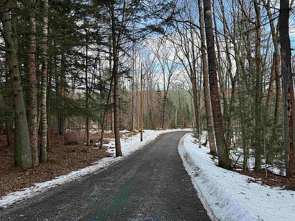 2nd image of 275 Grafton Turnpike Road