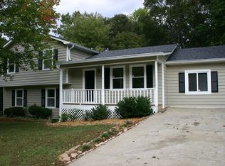 2665 Oak Log Way, Buford, GA 30519