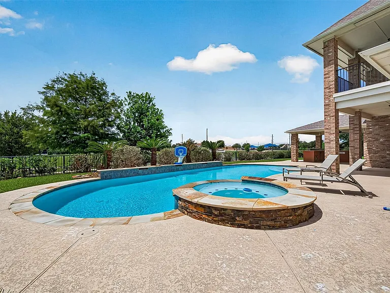 3719 Finch Springs Ln — Photo 47
