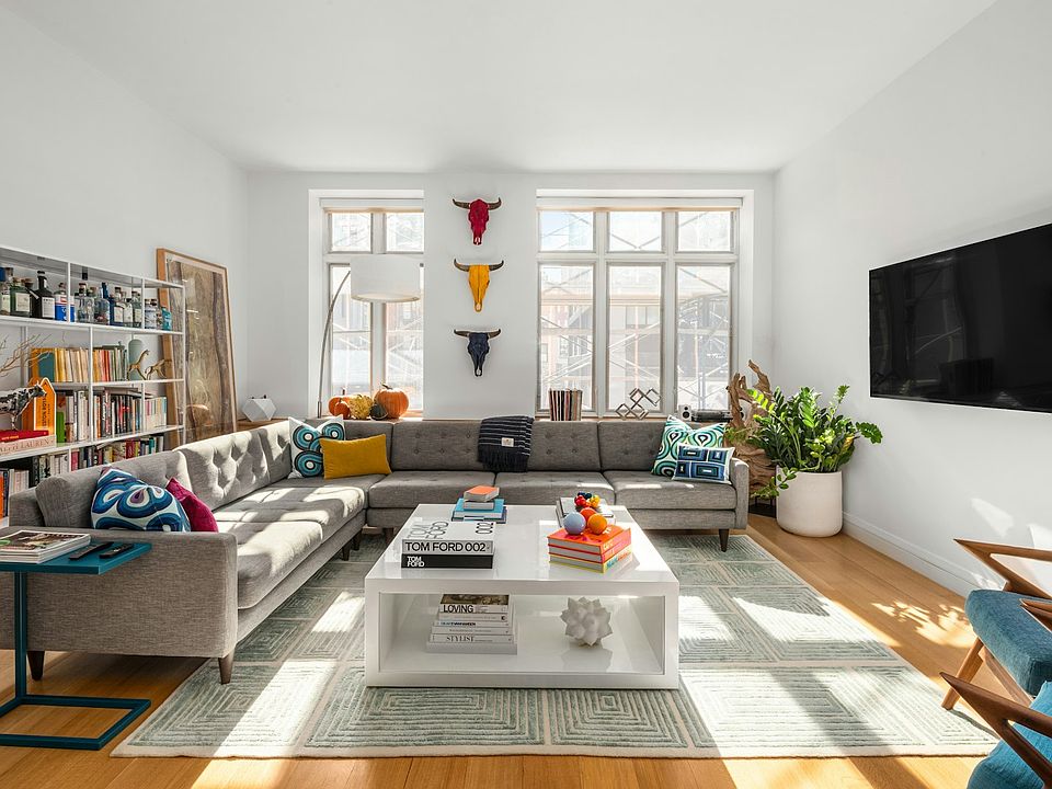 1st image of 159 W 24th St APT 2C
