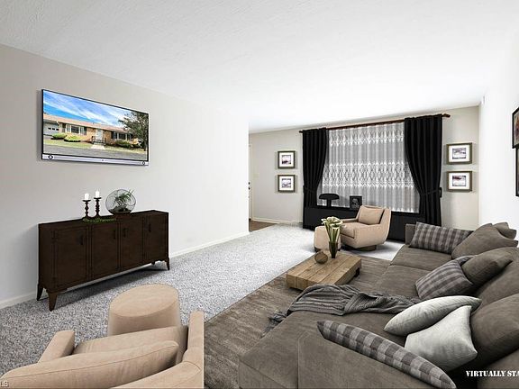 5th image of 937B Canterbury Ln