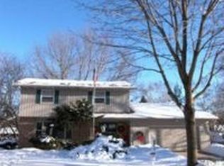 5309 Chinook Ln, Madison, WI 53704