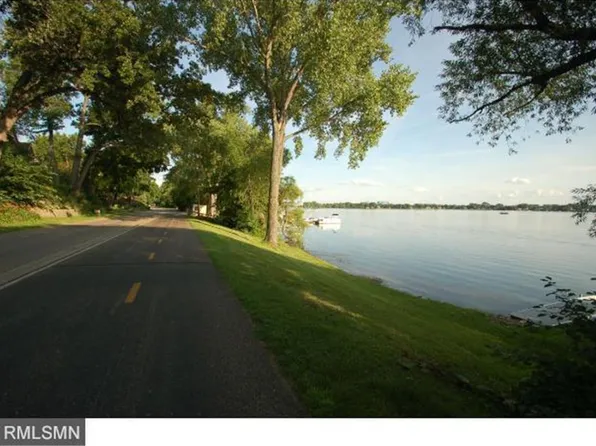 9820 26th Ave N, Plymouth, MN 55441