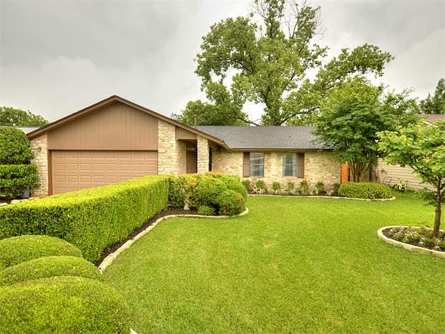 1st image of 805 Garden Valley Cv