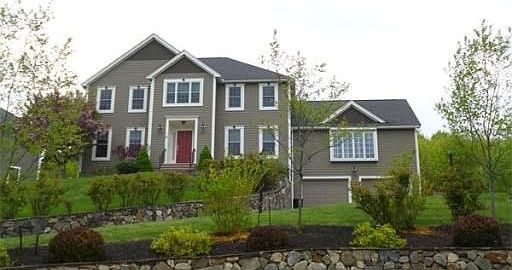 1st image of 6 Woodwell Cir