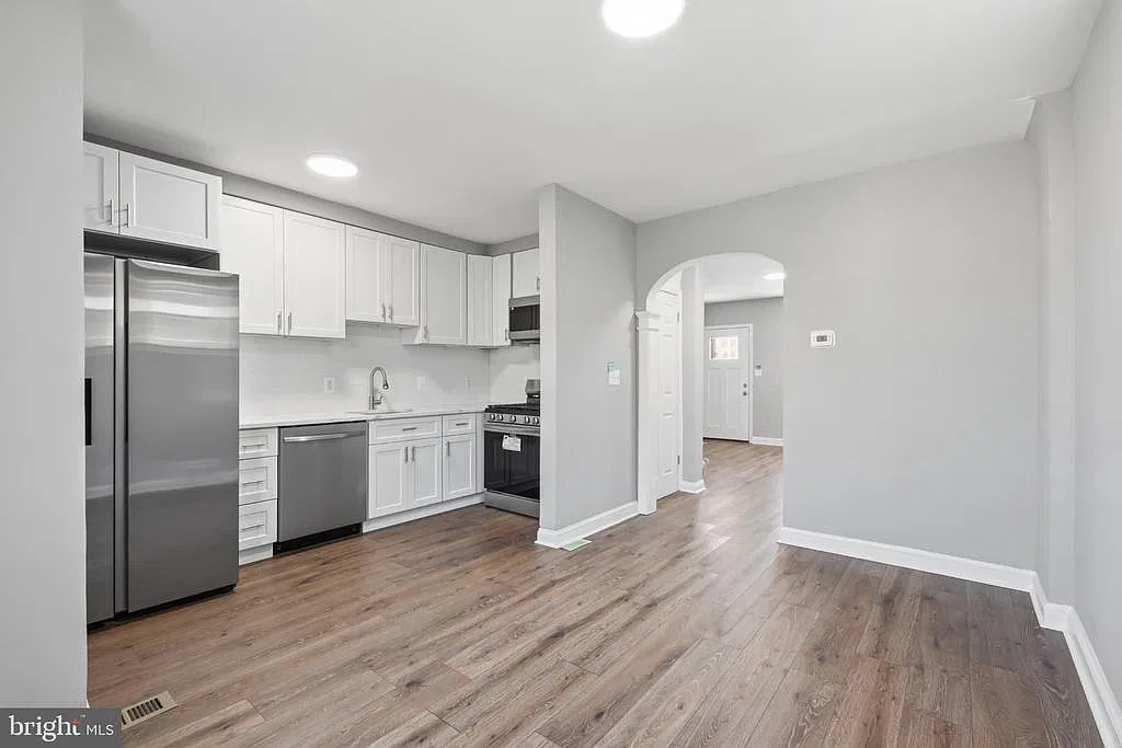 3 bed, 2.5 bath, 1416 sqft, $3,150 — Photo 4