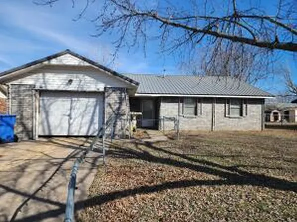 2238 Birch Ln, Miami, OK 74354