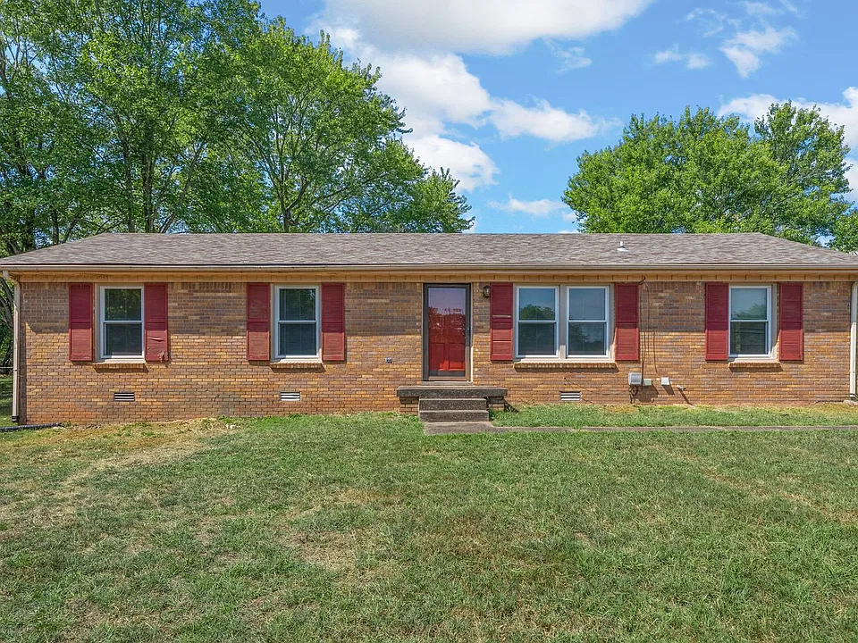 328 Welchwood Dr