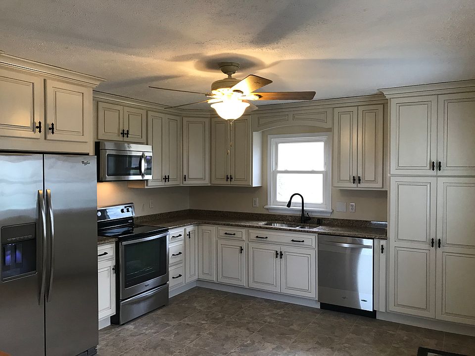 Custom brand new kitchen !