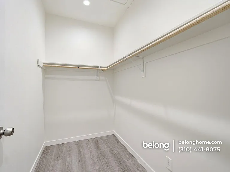 20144 Stagg St — Photo 23