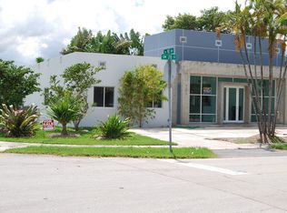 9000 SW 28th St, Miami, FL 33165