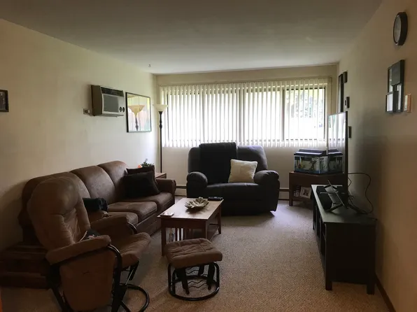 8320 Fremont Ave S #102, Minneapolis, MN 55420