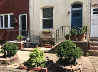 1023 Mountain St, Philadelphia, PA 19148