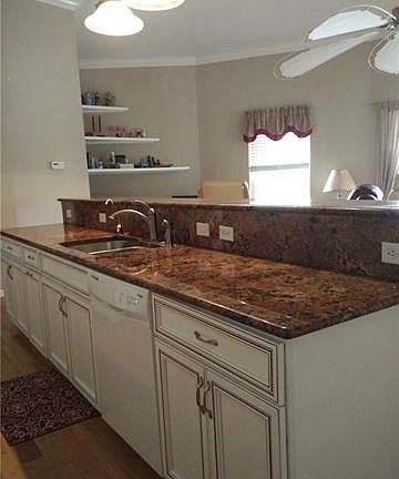 4th image of 3907 Plumosa Dr