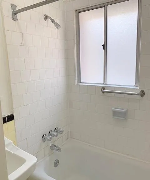 654 S Detroit St #306 — Photo 20