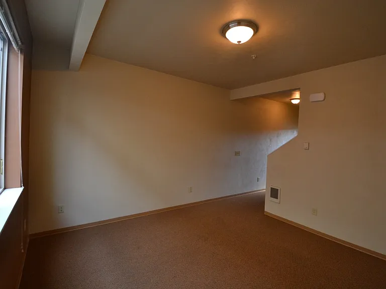 648 E 17th Ave #1-20 — Photo 17