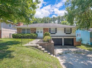 505 E 90th Ter, Kansas City, MO 64131
