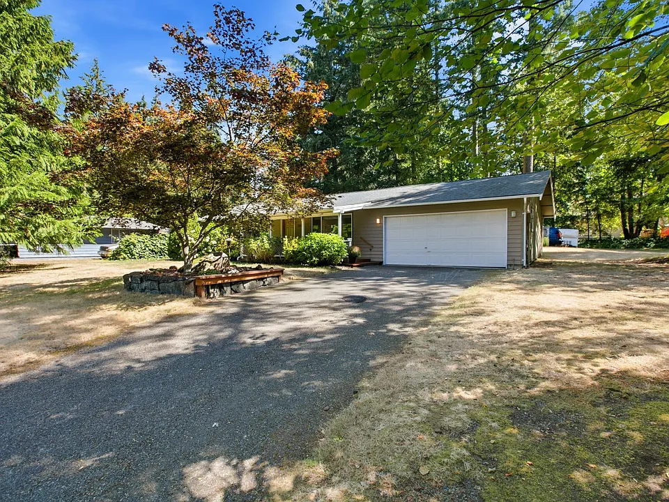 7401 56th Avenue Ct NW