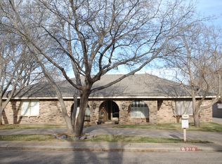 216 Carson Ave, Dumas, TX 79029