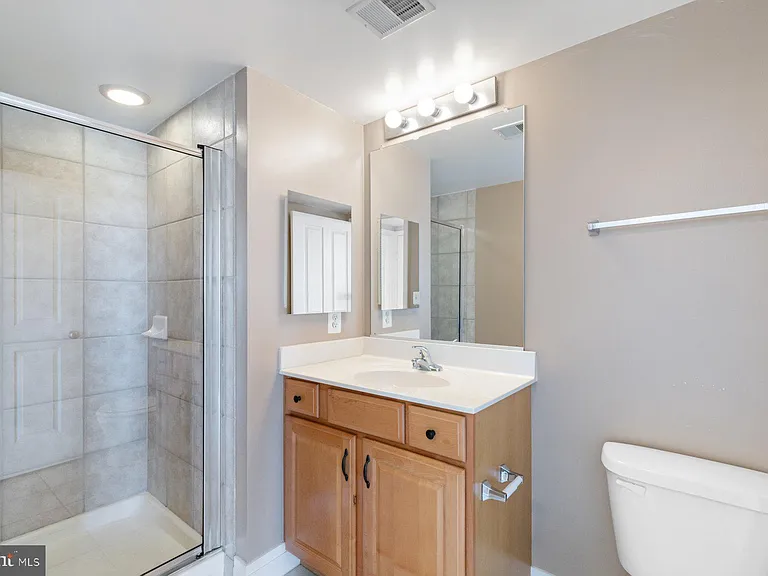 414 Water St #2512 — Photo 24