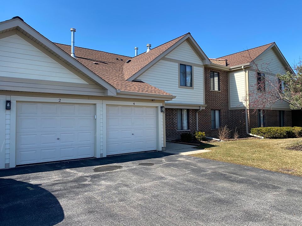 1st image of 865 E Carriage Ln Unit 3