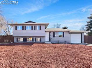 1265 Jet Wing Cir, Colorado Springs, CO 80916