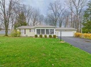 3750 Cumberland Cir, Youngstown, OH 44515