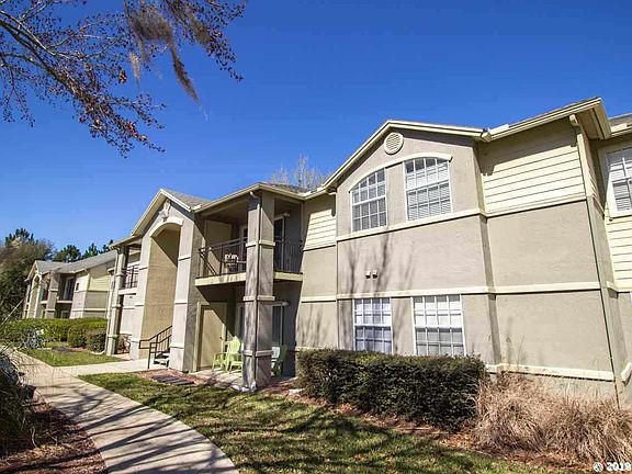 2nd image of 3705 SW 27th Street 1011 #1011