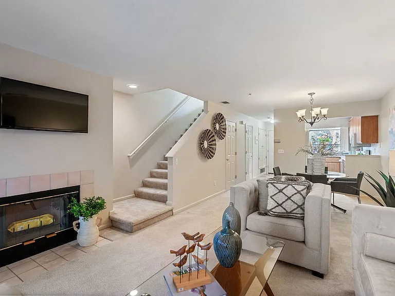 2600 Oak Rd #296 — Photo 8