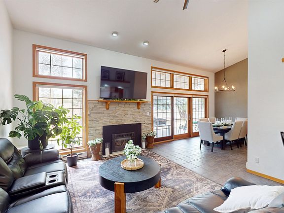 4th image of 6659 Riverview Rd