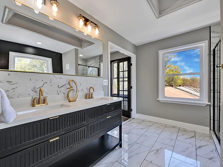 5008 Tuckerman St — Photo 44