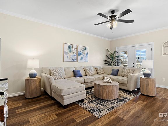 2nd image of 3543 Bayou Rd APT 5