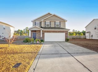 2529 Spinnaker Dr, Hope Mills, NC 28348