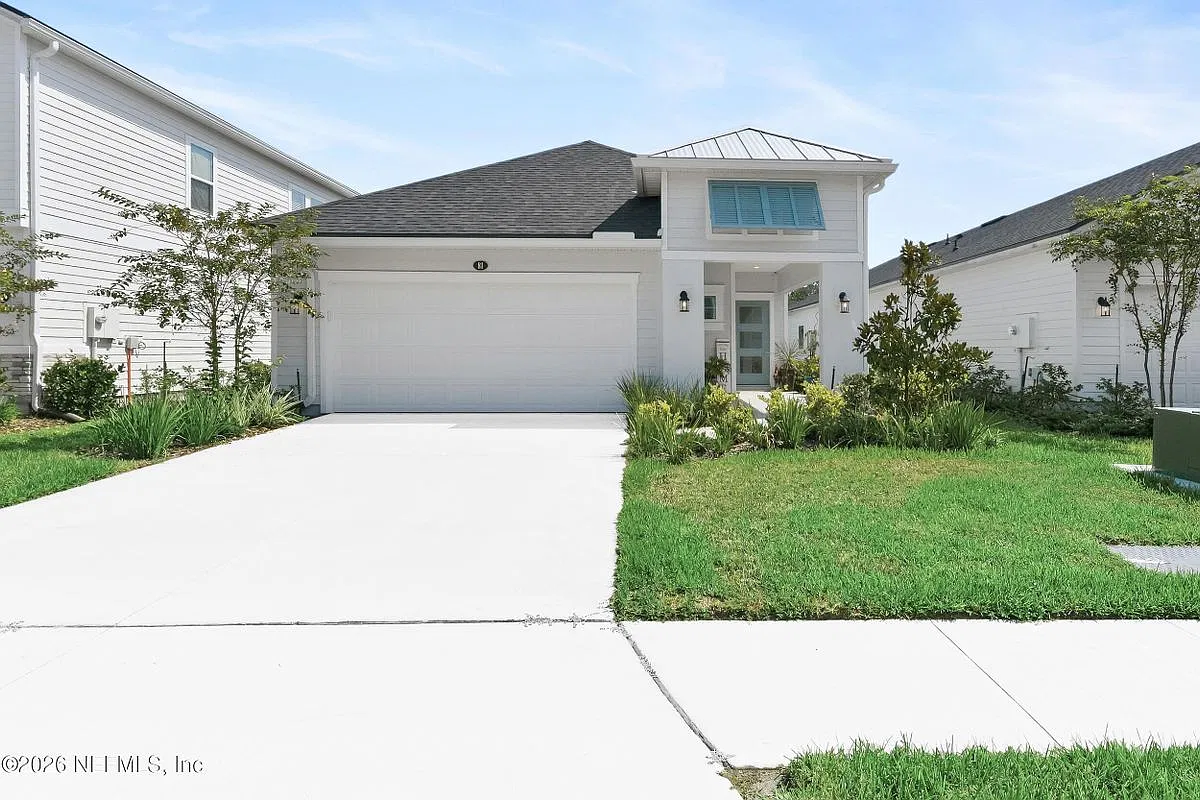 3 bed, 2.0 bath, 1864 sqft, $2,695 — Photo 1