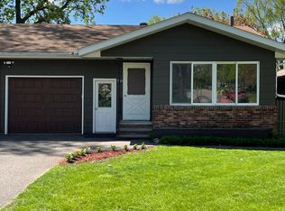 904 Laurel Ave, Hudson, WI 54016