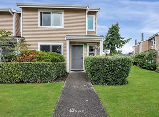 1216 S 237th Ln APT 1401, Seattle, WA 98198