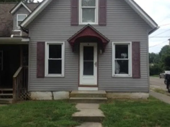 63 Granville St #A, Pataskala, OH 43062