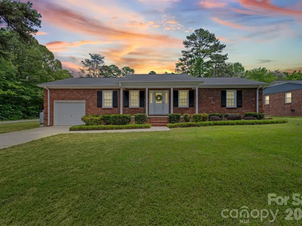 475 Pamela St, Salisbury, NC 28146
