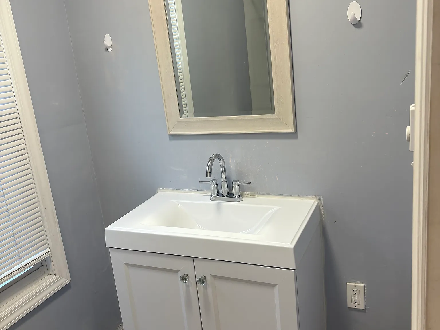 2 bed, 1000 sqft, $1,200 — Photo 2
