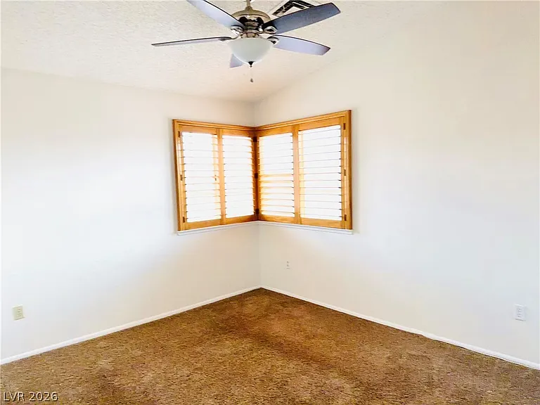 8405 Justine Ct — Photo 46