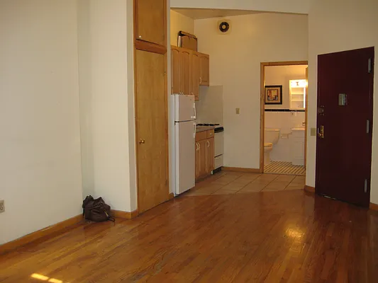 Rented by P&G Equities | media 4