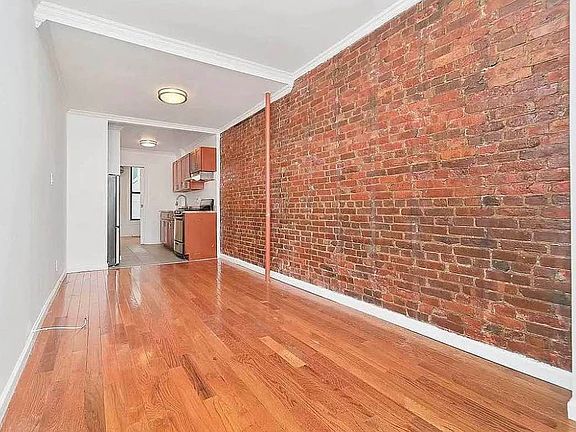 2nd image of 621 W 51st St #2W
