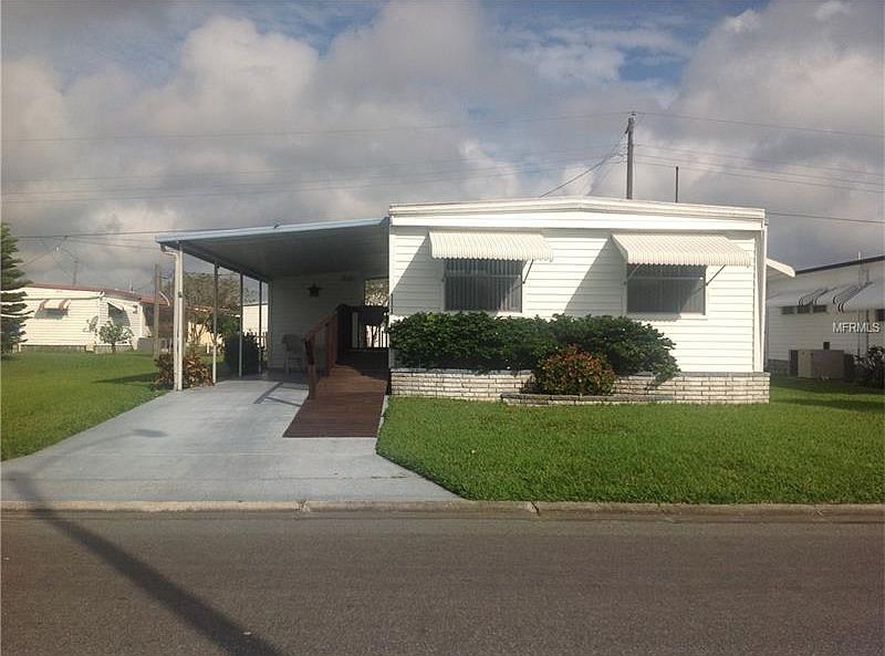 1st image of 111 49th Ave W
