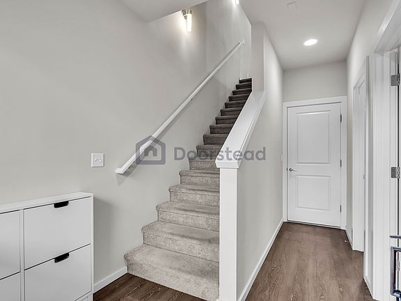 5th image of 1048 SW 100th St